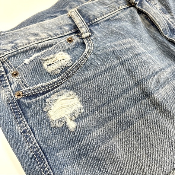 MUDD Women's Blue Distressed Low Rise Cropped Jeans, Size 15 - Picture 7 of 15